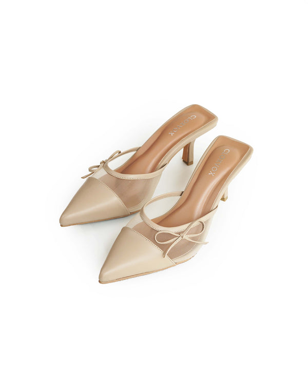 Camille Heels |Nude