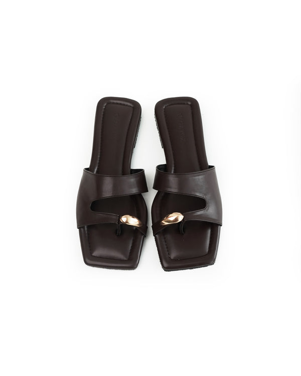 Rae Slipper | Brown