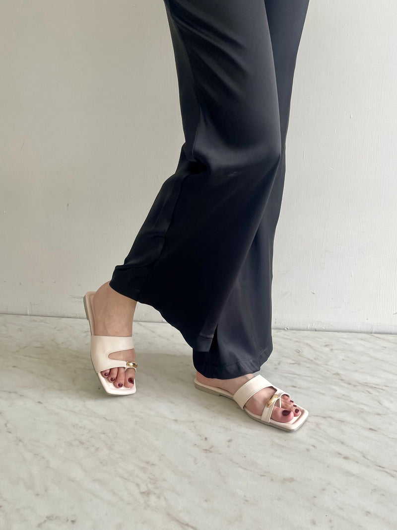 Rae Slipper | Ivory