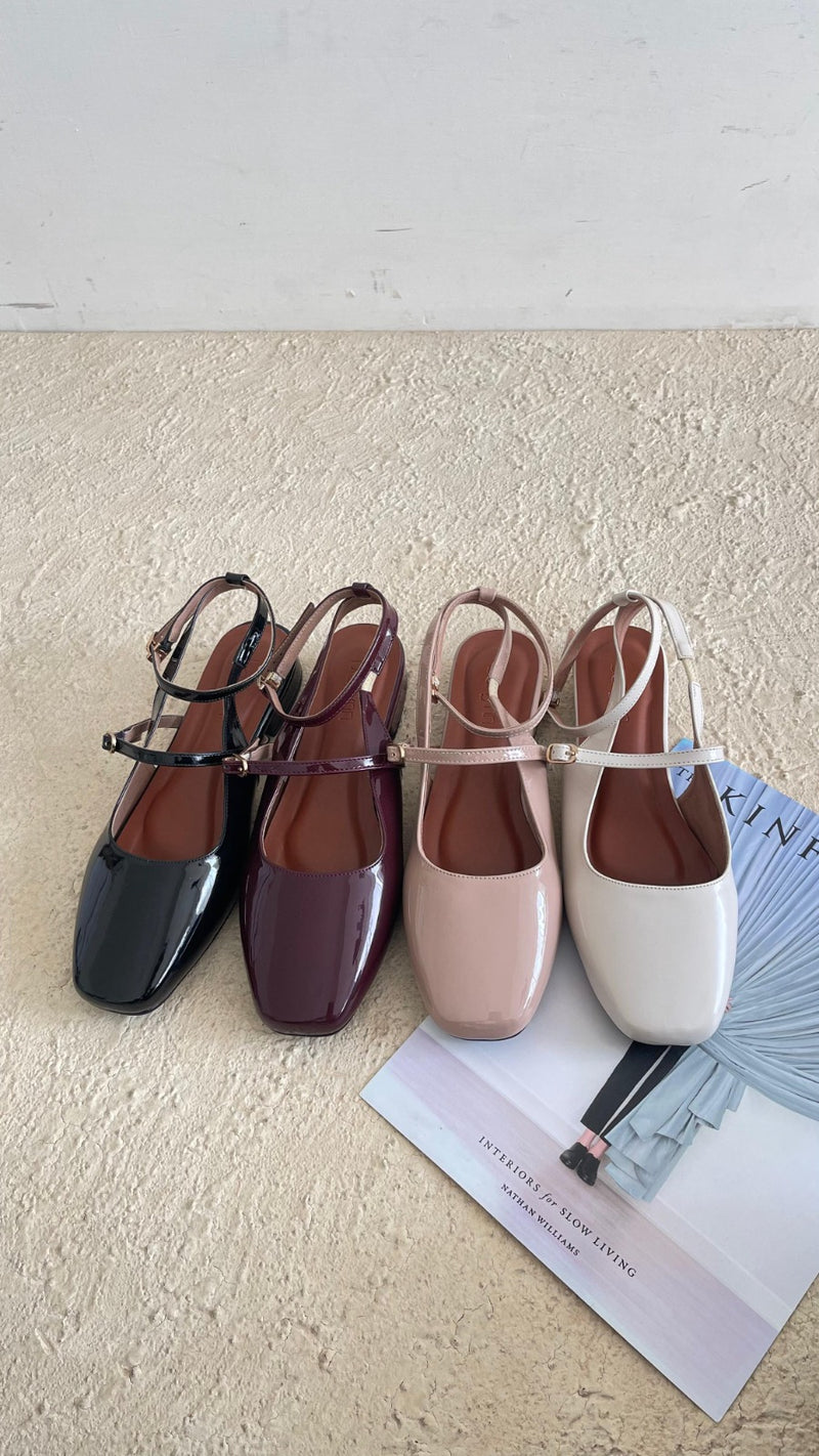 Berlynn Calma Flats