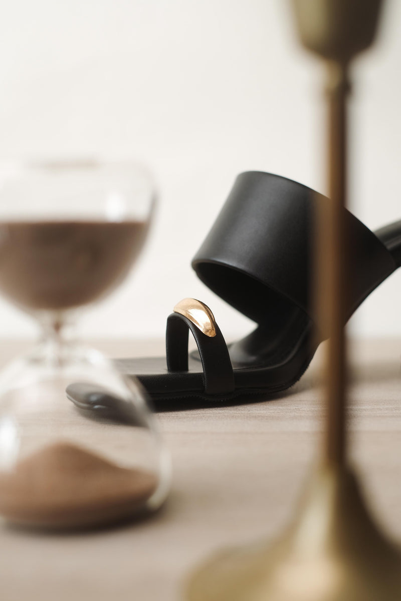 Matilda Heels | Black