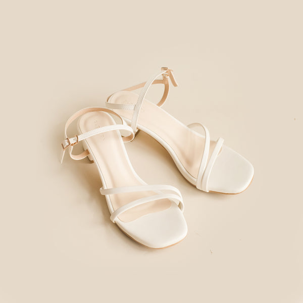 Keira Heels | White