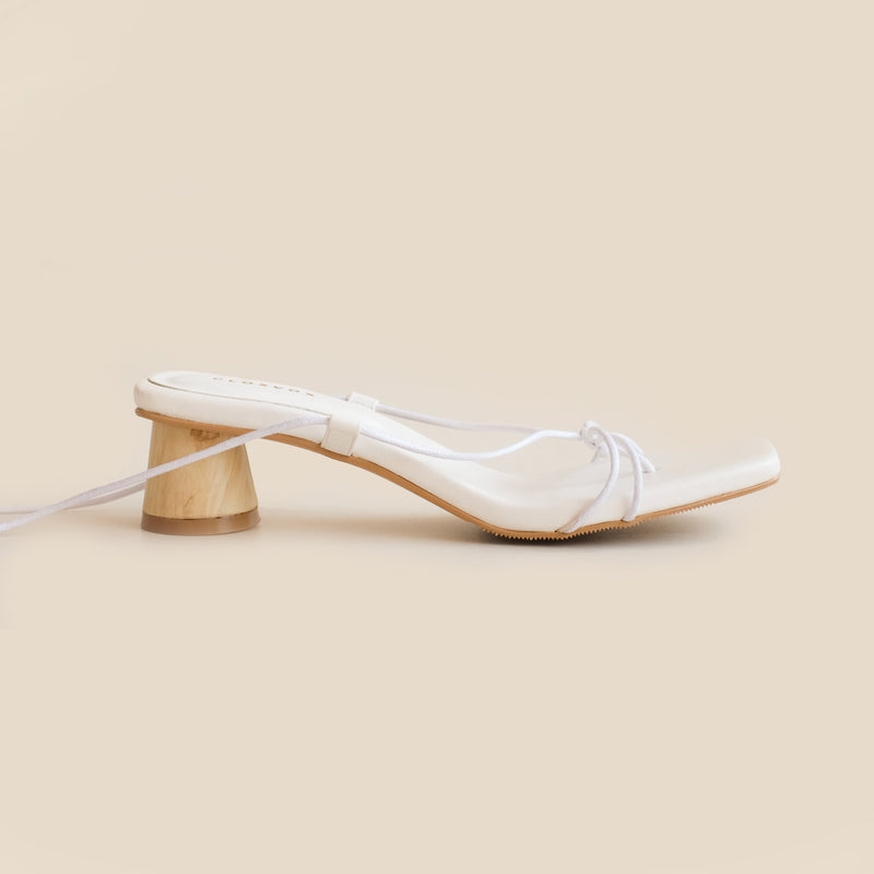 Janet Heels | White