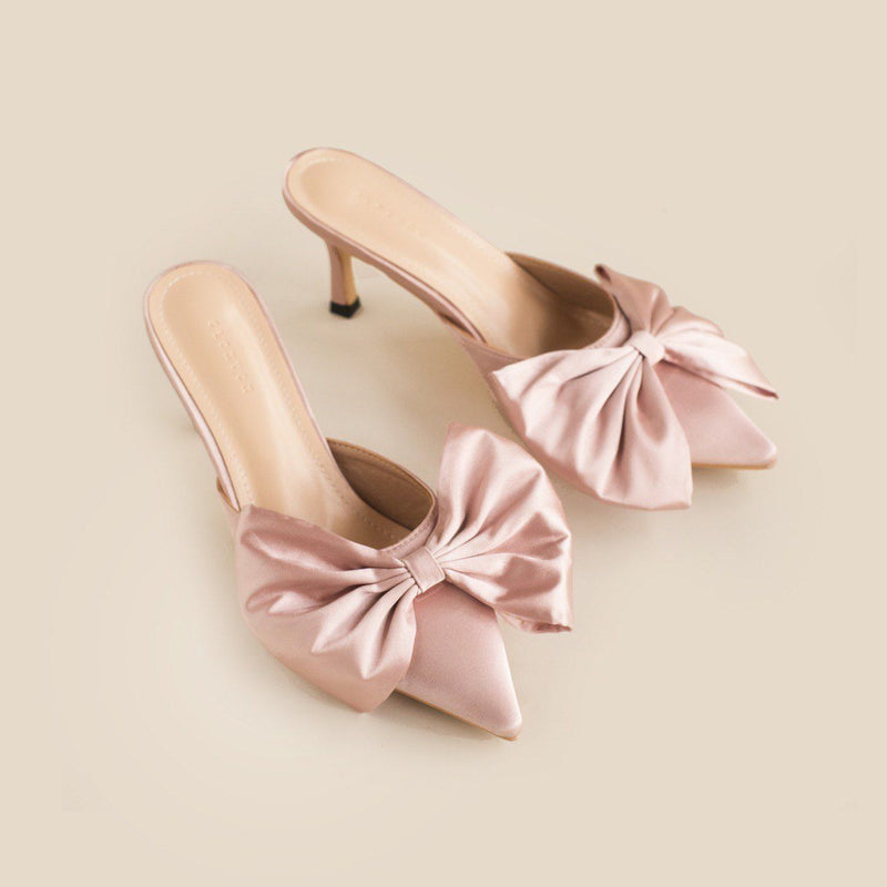 Anne Heels | Nude