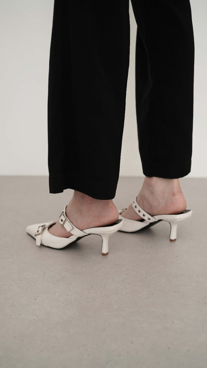 Louyi Heels | White