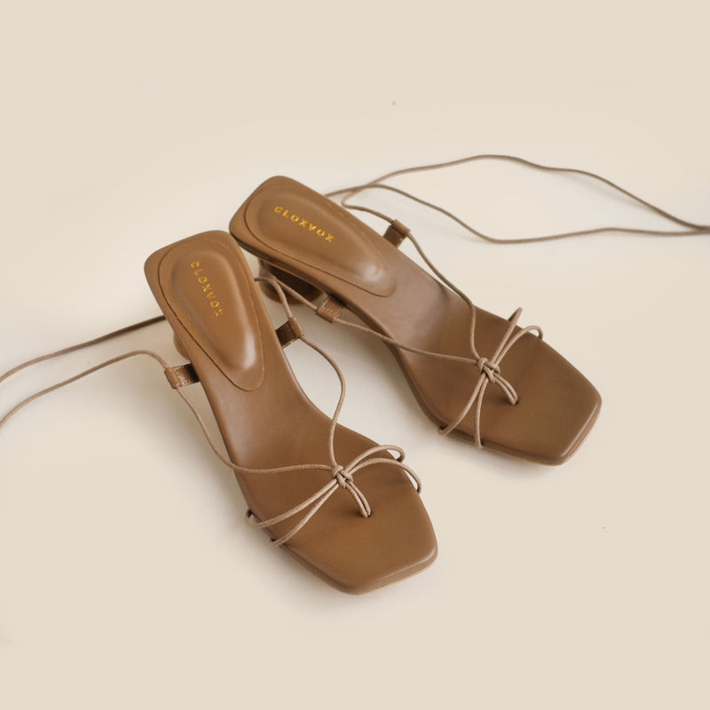 Janet Heels | Taupe